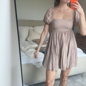 Puff sleeve mini dress